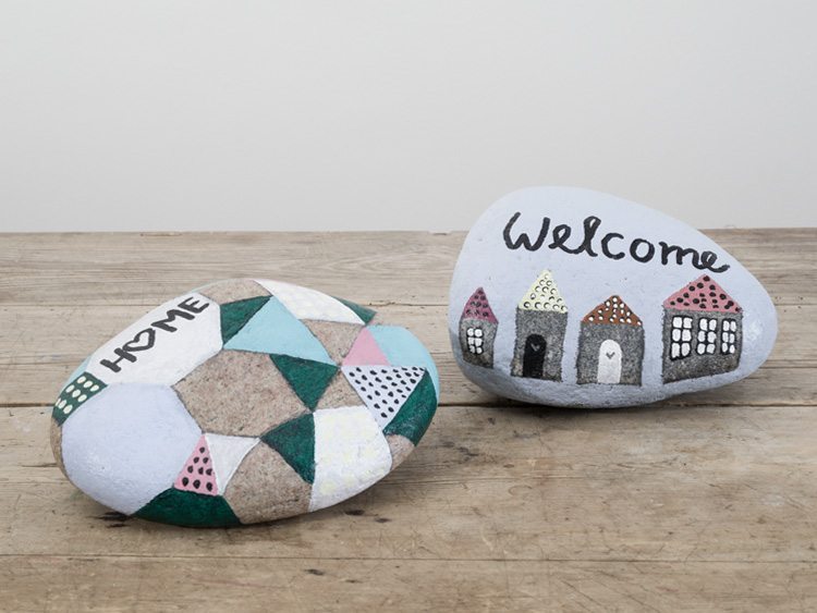 Bemalte Steine Jetzt Ausprobieren Sostrene Grene Sostrene Grene