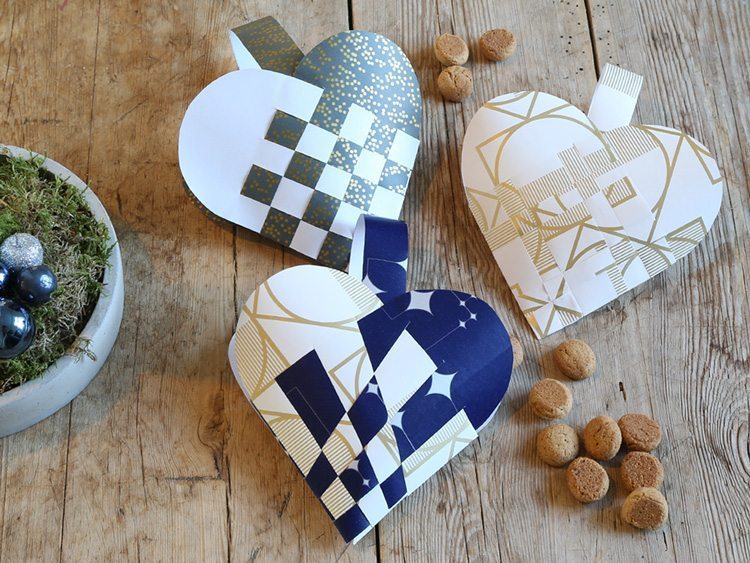 print your own templates to weave christmas hearts of sostrene grene we always have many great ideas for creative projects for the whole family sostrene grene