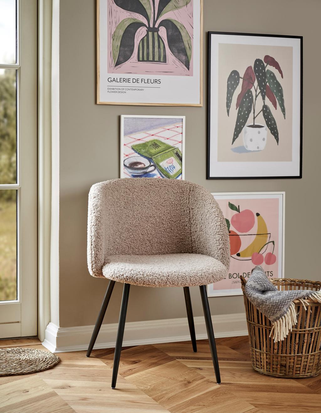 sap favoriete stok Chair with teddy fabric | Polyester/polyurethane/steel. 54 x 47 x 81 cm. | Søstrene  Grene