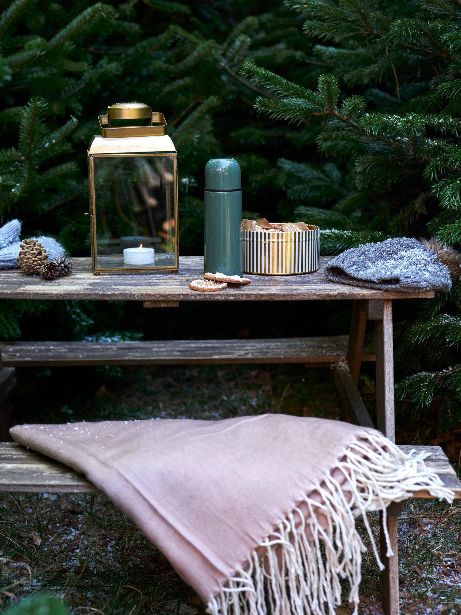 Plaid Acryl/polyester. 130 x 170 cm. Søstrene Grene