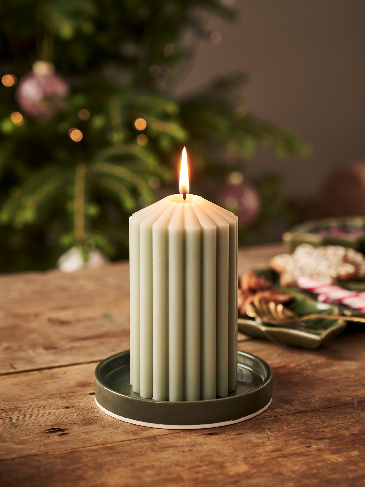 SOSTRENE GRENE Pillar candle 13 cm | King's Cross