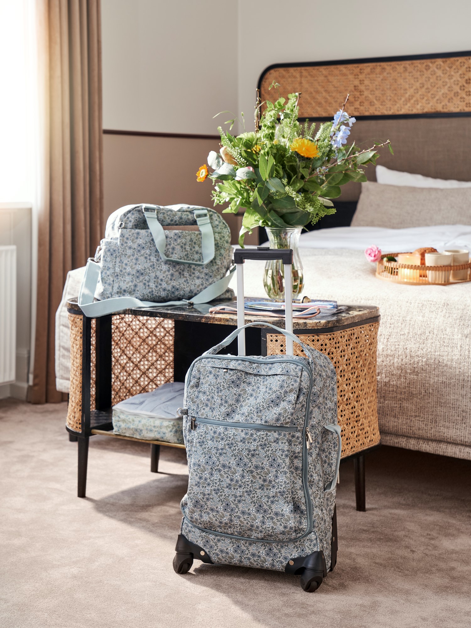 Sac de voyage cabine | Polyester/polypropyl?�ne/aluminium. 35 x 20,5 x 55 cm. | S?�strene Grene