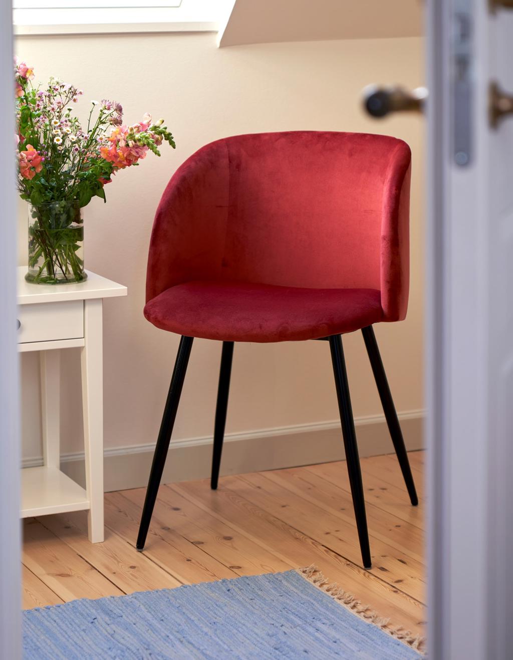 Fluwelen stoel | Polyester/populier/ijzer. 54 x 47 81 cm. | Søstrene Grene