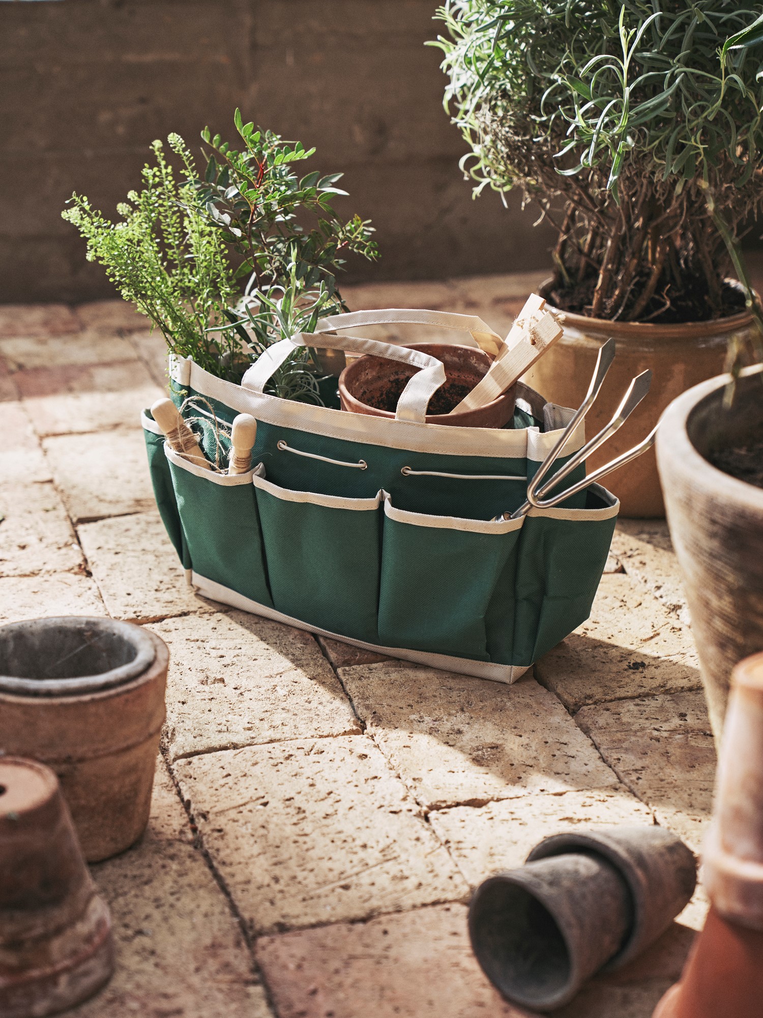 Gardening tool bag Polyester. 32 x 12 x 23 cm. Søstrene Grene