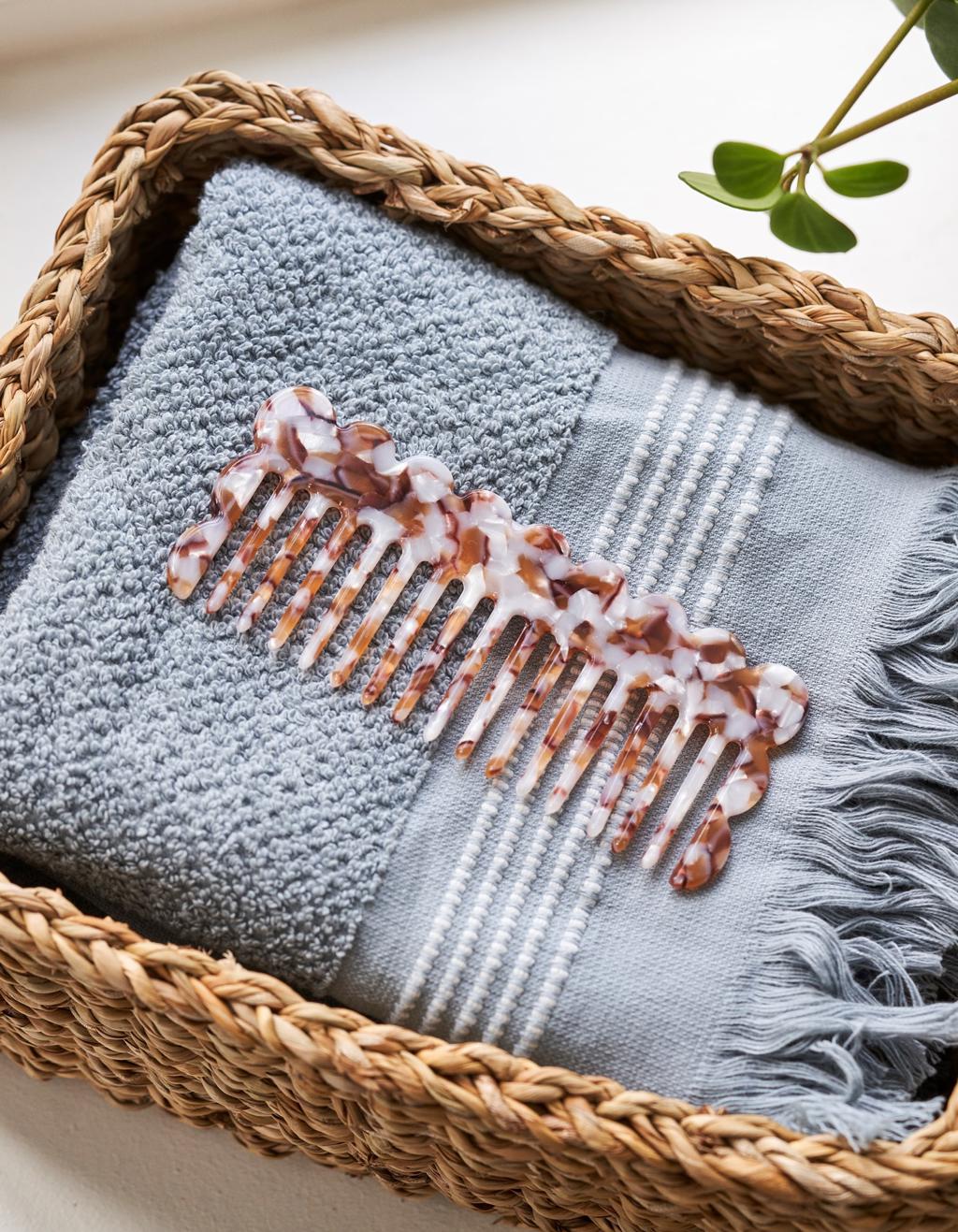 Bürsten und Kämme Søstrene Grene