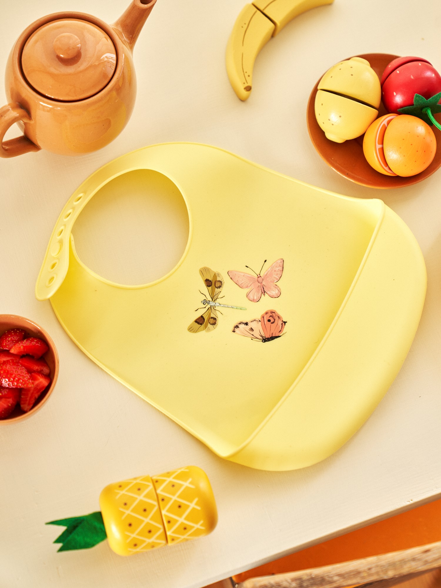 Food bib Silicone. 31 x 23 cm. Søstrene Grene