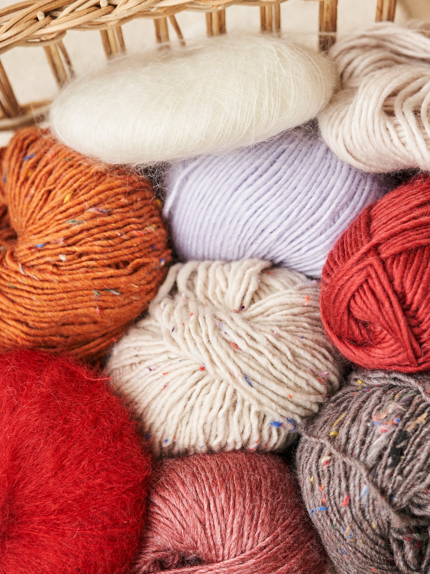 Pelote De Fil à Tricoter Fin – Viscose Et Acrylique, Couleur Ivoire, 1 Kg 640