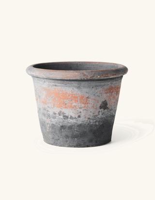 Flowerpot Clay. 20 x 15.5 cm.
