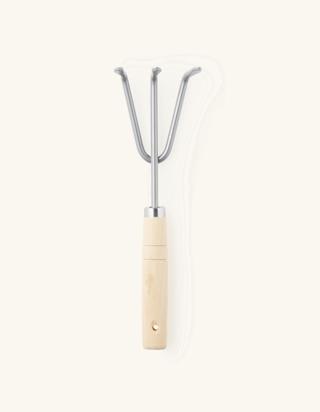 Cultivator Metal/wood. 28 x 6.7 cm.