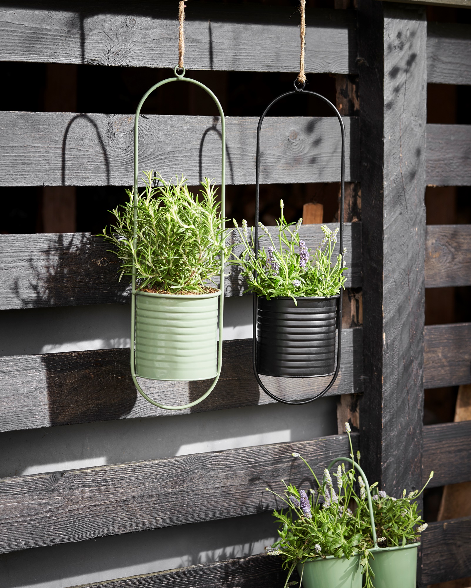 Blumentopf zum Aufhängen Metall 12 x 47 cm Søstrene Grene