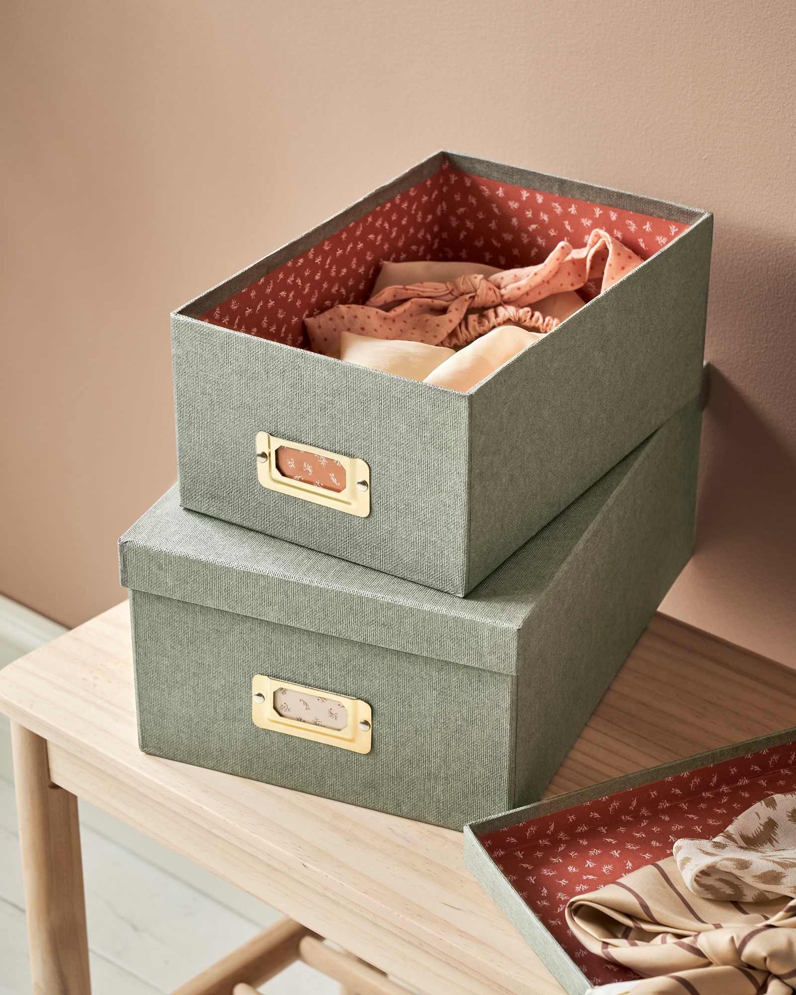 Schachtel mit Etikettenhalter | Papier/Metall | Søstrene Grene