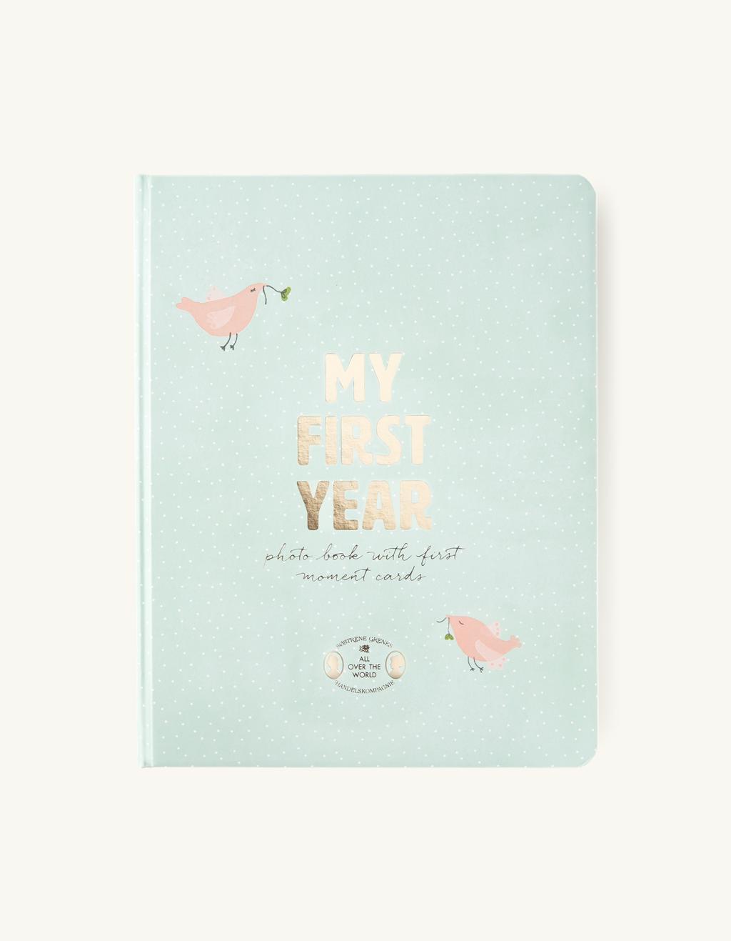 Livre La Premiere Annee De Bebe Papier Sostrene Grene Livre La Premiere Annee De Bebe Papier Sostrene Grene